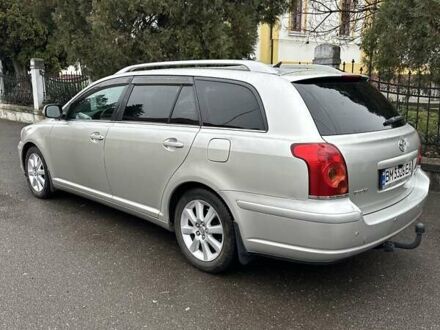 Серый Тойота Авенсис, объемом двигателя 2 л и пробегом 337 тыс. км за 6200 $, фото 1 на Automoto.ua