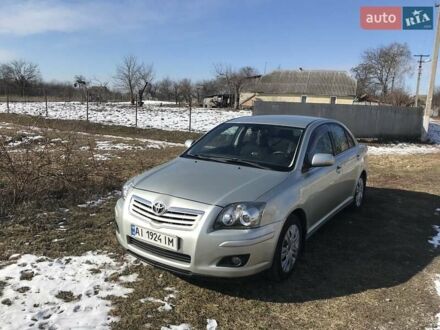 Тойота Авенсіс 2007 у Фастове на Automoto.ua Сірий Тойота Авенсіс, об'ємом двигуна 1.76 л та пробігом 265 тис. км за 7500 $, фото 1 на Automoto.ua