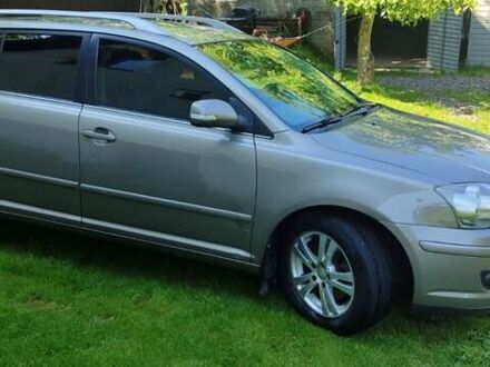 Сірий Тойота Авенсіс, об'ємом двигуна 2.23 л та пробігом 185 тис. км за 7300 $, фото 1 на Automoto.ua