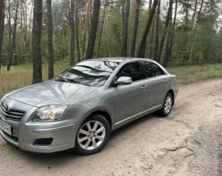Серый Тойота Авенсис, объемом двигателя 1.8 л и пробегом 230 тыс. км за 5700 $, фото 1 на Automoto.ua