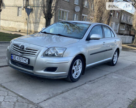 Сірий Тойота Авенсіс, об'ємом двигуна 2 л та пробігом 307 тис. км за 5900 $, фото 1 на Automoto.ua