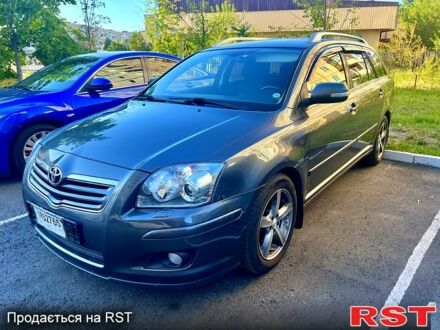Серый Тойота Авенсис, объемом двигателя 1.8 л и пробегом 203 тыс. км за 7250 $, фото 1 на Automoto.ua