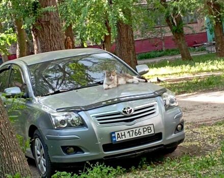 Серый Тойота Авенсис, объемом двигателя 1.8 л и пробегом 0 тыс. км за 6500 $, фото 1 на Automoto.ua