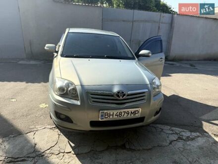 Серый Тойота Авенсис, объемом двигателя 1.79 л и пробегом 281 тыс. км за 6500 $, фото 1 на Automoto.ua
