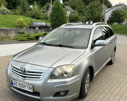 Сірий Тойота Авенсіс, об'ємом двигуна 1.8 л та пробігом 311 тис. км за 5650 $, фото 1 на Automoto.ua