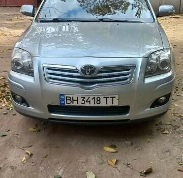 Серый Тойота Авенсис, объемом двигателя 1.8 л и пробегом 250 тыс. км за 6300 $, фото 1 на Automoto.ua