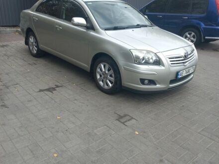 Серый Тойота Авенсис, объемом двигателя 1.8 л и пробегом 256 тыс. км за 6500 $, фото 1 на Automoto.ua