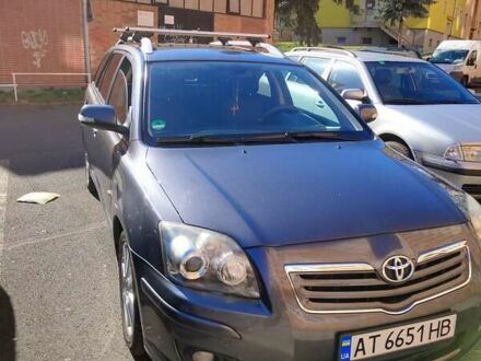 Серый Тойота Авенсис, объемом двигателя 2 л и пробегом 364 тыс. км за 5899 $, фото 1 на Automoto.ua