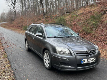 Серый Тойота Авенсис, объемом двигателя 2 л и пробегом 264 тыс. км за 5600 $, фото 1 на Automoto.ua
