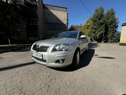 Тойота Авенсис 2008 в Кривом Роге на Automoto.ua Серый Тойота Авенсис, объемом двигателя 1.8 л и пробегом 201 тыс. км за 6400 $, фото 1 на Automoto.ua