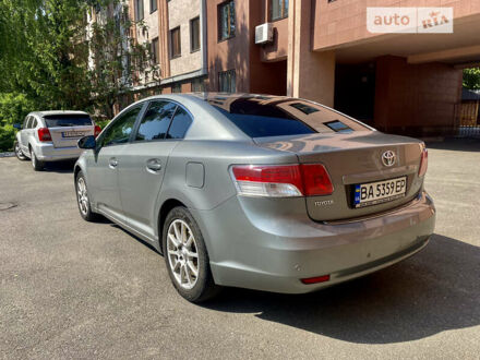 Тойота Авенсіс 2008 у Черкасах на Automoto.ua Сірий Тойота Авенсіс, об'ємом двигуна 2.2 л та пробігом 365 тис. км за 8300 $, фото 1 на Automoto.ua
