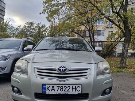 Тойота Авенсіс 2008 у Києві на Automoto.ua Сірий Тойота Авенсіс, об'ємом двигуна 2 л та пробігом 159 тис. км за 6700 $, фото 1 на Automoto.ua