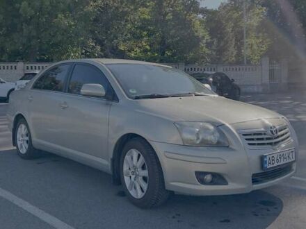 Серый Тойота Авенсис, объемом двигателя 1.79 л и пробегом 239 тыс. км за 6800 $, фото 1 на Automoto.ua