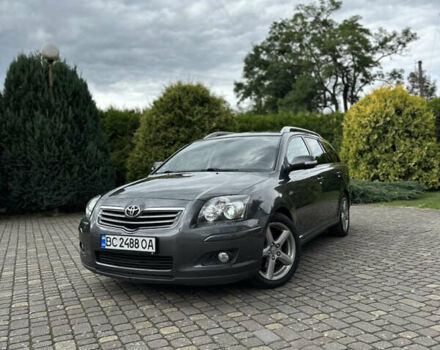 Серый Тойота Авенсис, объемом двигателя 2.2 л и пробегом 228 тыс. км за 7000 $, фото 1 на Automoto.ua