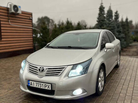 Серый Тойота Авенсис, объемом двигателя 1.99 л и пробегом 243 тыс. км за 7900 $, фото 1 на Automoto.ua