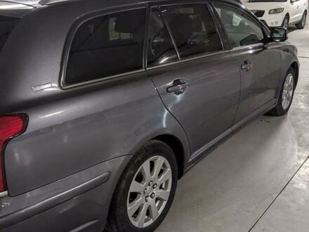 Серый Тойота Авенсис, объемом двигателя 1.8 л и пробегом 210 тыс. км за 5750 $, фото 1 на Automoto.ua