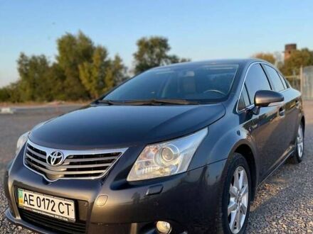 Тойота Авенсіс 2008 у Дніпро (Дніпропетровську) на Automoto.ua Сірий Тойота Авенсіс, об'ємом двигуна 2 л та пробігом 220 тис. км за 9200 $, фото 1 на Automoto.ua