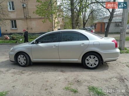 Тойота Авенсіс 2008 у Кременчуге на Automoto.ua Сірий Тойота Авенсіс, об'ємом двигуна 1.8 л та пробігом 180 тис. км за 7770 $, фото 1 на Automoto.ua