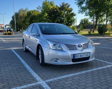 Сірий Тойота Авенсіс, об'ємом двигуна 2 л та пробігом 230 тис. км за 8999 $, фото 1 на Automoto.ua