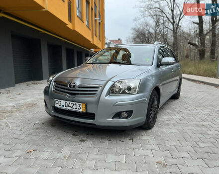 Серый Тойота Авенсис, объемом двигателя 1.8 л и пробегом 203 тыс. км за 7300 $, фото 1 на Automoto.ua