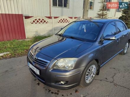 Серый Тойота Авенсис, объемом двигателя 1.8 л и пробегом 191 тыс. км за 7000 $, фото 1 на Automoto.ua