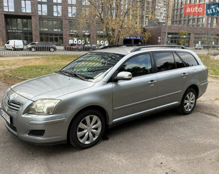 Серый Тойота Авенсис, объемом двигателя 1.8 л и пробегом 232 тыс. км за 6200 $, фото 1 на Automoto.ua