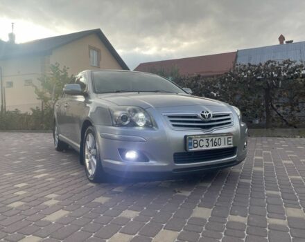 Серый Тойота Авенсис, объемом двигателя 1.8 л и пробегом 181 тыс. км за 6800 $, фото 1 на Automoto.ua