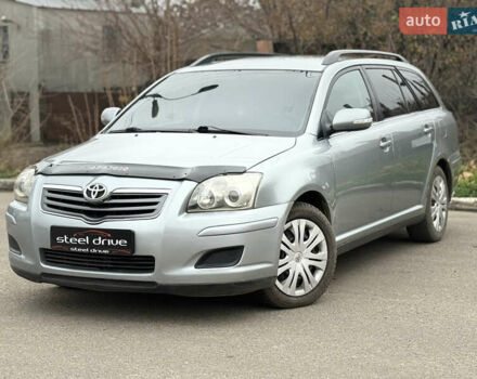 Серый Тойота Авенсис, объемом двигателя 2 л и пробегом 235 тыс. км за 6499 $, фото 1 на Automoto.ua