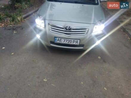 Серый Тойота Авенсис, объемом двигателя 2.01 л и пробегом 310 тыс. км за 7800 $, фото 1 на Automoto.ua