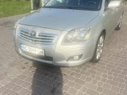 Серый Тойота Авенсис, объемом двигателя 2.23 л и пробегом 247 тыс. км за 6300 $, фото 1 на Automoto.ua