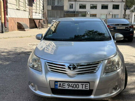 Сірий Тойота Авенсіс, об'ємом двигуна 1.8 л та пробігом 191 тис. км за 8300 $, фото 1 на Automoto.ua