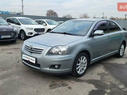 Серый Тойота Авенсис, объемом двигателя 2 л и пробегом 286 тыс. км за 7500 $, фото 1 на Automoto.ua