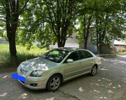 Серый Тойота Авенсис, объемом двигателя 2 л и пробегом 350 тыс. км за 2800 $, фото 1 на Automoto.ua