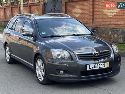 Сірий Тойота Авенсіс, об'ємом двигуна 2 л та пробігом 199 тис. км за 7500 $, фото 1 на Automoto.ua