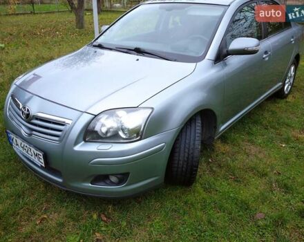 Серый Тойота Авенсис, объемом двигателя 1.8 л и пробегом 188 тыс. км за 6500 $, фото 1 на Automoto.ua