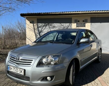 Серый Тойота Авенсис, объемом двигателя 2 л и пробегом 180 тыс. км за 7700 $, фото 1 на Automoto.ua