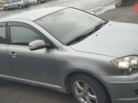 Серый Тойота Авенсис, объемом двигателя 1.8 л и пробегом 230 тыс. км за 7100 $, фото 1 на Automoto.ua