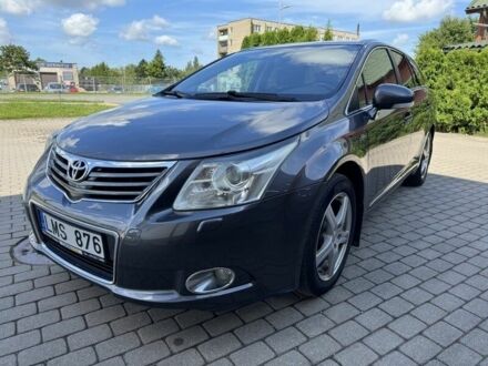 Сірий Тойота Авенсіс, об'ємом двигуна 2.2 л та пробігом 284 тис. км за 2600 $, фото 1 на Automoto.ua