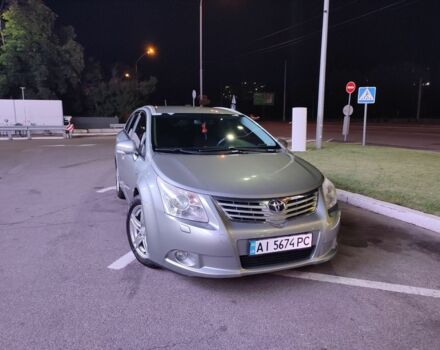 Серый Тойота Авенсис, объемом двигателя 2.2 л и пробегом 250 тыс. км за 8900 $, фото 1 на Automoto.ua