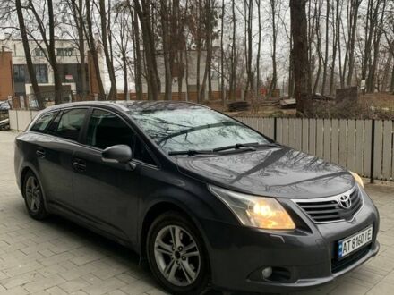 Сірий Тойота Авенсіс, об'ємом двигуна 1.6 л та пробігом 200 тис. км за 6500 $, фото 1 на Automoto.ua