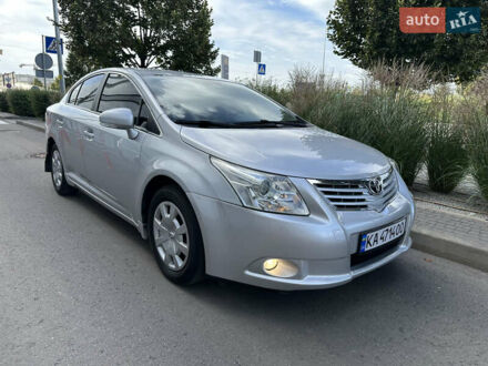 Сірий Тойота Авенсіс, об'ємом двигуна 1.8 л та пробігом 205 тис. км за 7990 $, фото 1 на Automoto.ua