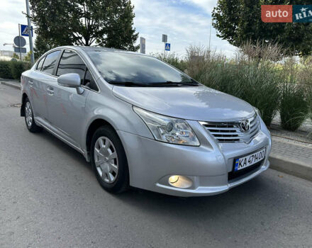 Сірий Тойота Авенсіс, об'ємом двигуна 1.8 л та пробігом 205 тис. км за 7990 $, фото 1 на Automoto.ua