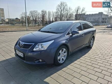 Тойота Авенсис 2009 в Черкассах на Automoto.ua Серый Тойота Авенсис, объемом двигателя 2.2 л и пробегом 255 тыс. км за 9100 $, фото 1 на Automoto.ua