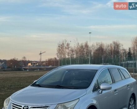 Серый Тойота Авенсис, объемом двигателя 2.2 л и пробегом 290 тыс. км за 8300 $, фото 1 на Automoto.ua