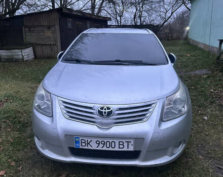 Сірий Тойота Авенсіс, об'ємом двигуна 2 л та пробігом 357 тис. км за 6000 $, фото 1 на Automoto.ua