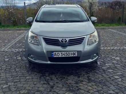 Тойота Авенсис 2010 в Хусте на Automoto.ua Серый Тойота Авенсис, объемом двигателя 2.2 л и пробегом 239 тыс. км за 8500 $, фото 1 на Automoto.ua