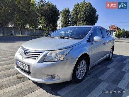 Серый Тойота Авенсис, объемом двигателя 1.8 л и пробегом 250 тыс. км за 7950 $, фото 1 на Automoto.ua