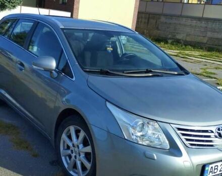 Серый Тойота Авенсис, объемом двигателя 2.2 л и пробегом 317 тыс. км за 8100 $, фото 1 на Automoto.ua