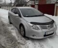 Серый Тойота Авенсис, объемом двигателя 1.8 л и пробегом 105 тыс. км за 12800 $, фото 1 на Automoto.ua