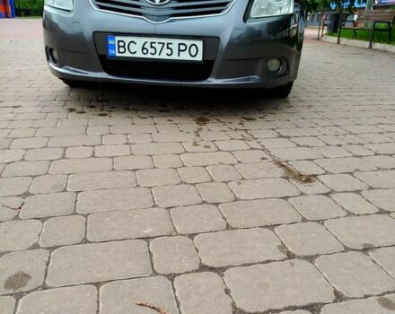 Серый Тойота Авенсис, объемом двигателя 1.8 л и пробегом 256 тыс. км за 10120 $, фото 1 на Automoto.ua